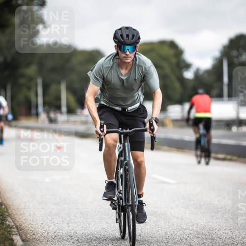 16.08.2026 - KN Förde Triathlon 2026 H.Heesch http://msf.ph/oto/9981149 16.08.2026 11:54:13 Radfahren  meine-sportfotos.de