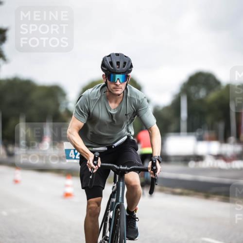 16.08.2026 - KN Förde Triathlon 2026 H.Heesch http://msf.ph/oto/9981154 16.08.2026 11:54:14 Radfahren  meine-sportfotos.de