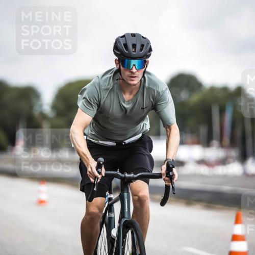 16.08.2026 - KN Förde Triathlon 2026 H.Heesch http://msf.ph/oto/9981158 16.08.2026 11:54:14 Radfahren  meine-sportfotos.de