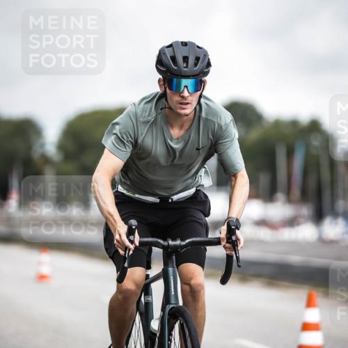 16.08.2026 - KN Förde Triathlon 2026 H.Heesch http://msf.ph/oto/9981159 16.08.2026 11:54:14 Radfahren  meine-sportfotos.de