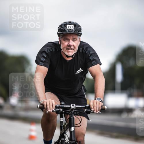 16.08.2026 - KN Förde Triathlon 2026 H.Heesch http://msf.ph/oto/9981250 16.08.2026 11:56:34 Radfahren  meine-sportfotos.de