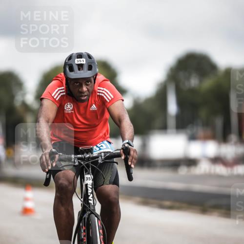 16.08.2026 - KN Förde Triathlon 2026 H.Heesch http://msf.ph/oto/9981280 16.08.2026 11:57:19 Radfahren  meine-sportfotos.de