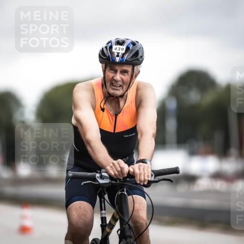 16.08.2026 - KN Förde Triathlon 2026 H.Heesch http://msf.ph/oto/9981306 16.08.2026 12:00:42 Radfahren  meine-sportfotos.de