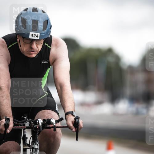 16.08.2026 - KN Förde Triathlon 2026 H.Heesch http://msf.ph/oto/9981337 16.08.2026 12:04:00 Radfahren  meine-sportfotos.de