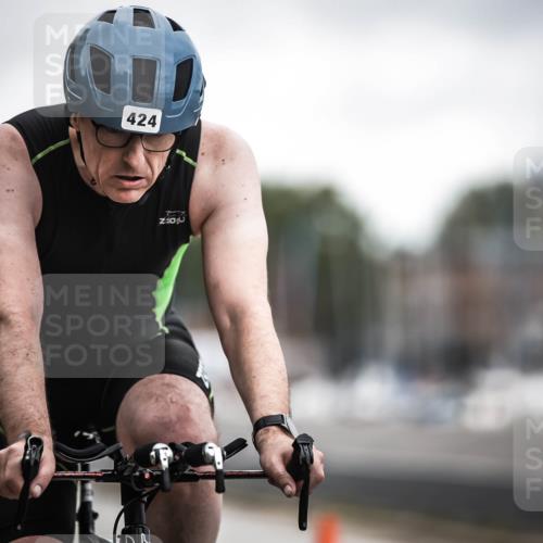 16.08.2026 - KN Förde Triathlon 2026 H.Heesch http://msf.ph/oto/9981339 16.08.2026 12:04:00 Radfahren  meine-sportfotos.de