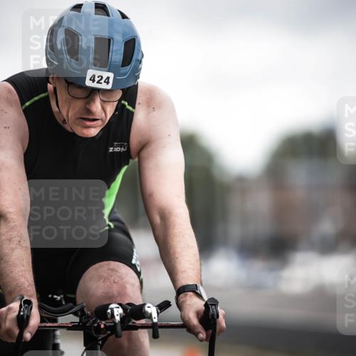 16.08.2026 - KN Förde Triathlon 2026 H.Heesch http://msf.ph/oto/9981340 16.08.2026 12:04:00 Radfahren  meine-sportfotos.de
