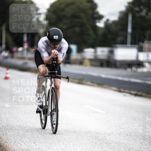 16.08.2026 - KN Förde Triathlon 2026 H.Heesch http://msf.ph/oto/9981395 16.08.2026 12:44:09 Radfahren 362, 504 meine-sportfotos.de