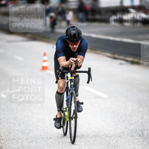 16.08.2026 - KN Förde Triathlon 2026 H.Heesch http://msf.ph/oto/9981401 16.08.2026 12:45:20 Radfahren 503, 518 meine-sportfotos.de