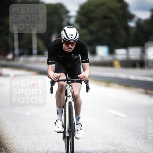 16.08.2026 - KN Förde Triathlon 2026 H.Heesch http://msf.ph/oto/9981461 16.08.2026 12:47:12 Radfahren 512, 528 meine-sportfotos.de