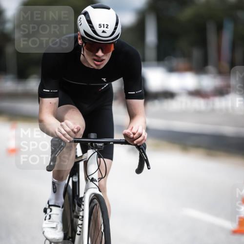 16.08.2026 - KN Förde Triathlon 2026 H.Heesch http://msf.ph/oto/9981471 16.08.2026 12:47:12 Radfahren 512, 528 meine-sportfotos.de