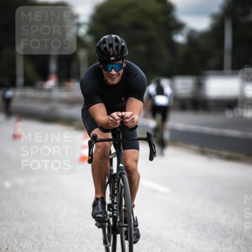 16.08.2026 - KN Förde Triathlon 2026 H.Heesch http://msf.ph/oto/9981500 16.08.2026 12:47:49 Radfahren 508, 520, 521 meine-sportfotos.de
