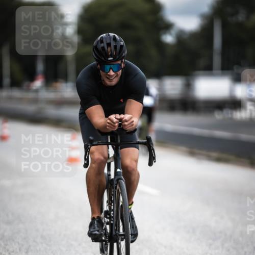 16.08.2026 - KN Förde Triathlon 2026 H.Heesch http://msf.ph/oto/9981501 16.08.2026 12:47:49 Radfahren 508, 520, 521 meine-sportfotos.de