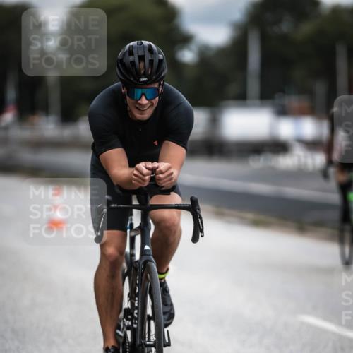 16.08.2026 - KN Förde Triathlon 2026 H.Heesch http://msf.ph/oto/9981503 16.08.2026 12:47:49 Radfahren 508, 520, 521 meine-sportfotos.de