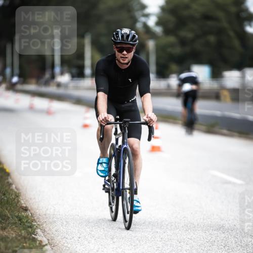 16.08.2026 - KN Förde Triathlon 2026 H.Heesch http://msf.ph/oto/9981514 16.08.2026 12:48:16 Radfahren 513 meine-sportfotos.de