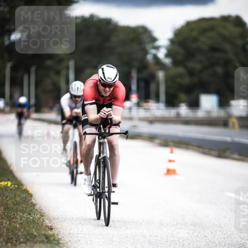 16.08.2026 - KN Förde Triathlon 2026 H.Heesch http://msf.ph/oto/9981540 16.08.2026 12:48:39 Radfahren 506, 514, 523, 526, 530 meine-sportfotos.de