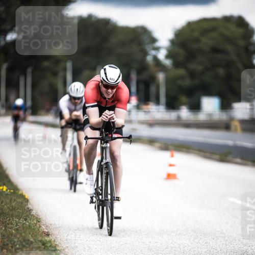 16.08.2026 - KN Förde Triathlon 2026 H.Heesch http://msf.ph/oto/9981541 16.08.2026 12:48:39 Radfahren 506, 514, 523, 526, 530 meine-sportfotos.de