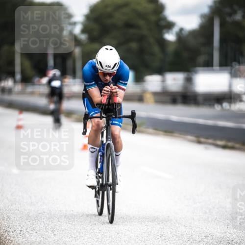 16.08.2026 - KN Förde Triathlon 2026 H.Heesch http://msf.ph/oto/9981568 16.08.2026 12:48:44 Radfahren 506, 524, 525, 526, 547 meine-sportfotos.de