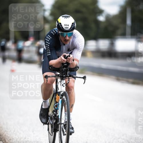 16.08.2026 - KN Förde Triathlon 2026 H.Heesch http://msf.ph/oto/9981597 16.08.2026 12:48:57 Radfahren 509, 534 meine-sportfotos.de