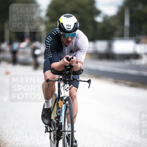 16.08.2026 - KN Förde Triathlon 2026 H.Heesch http://msf.ph/oto/9981598 16.08.2026 12:48:57 Radfahren 509, 534 meine-sportfotos.de