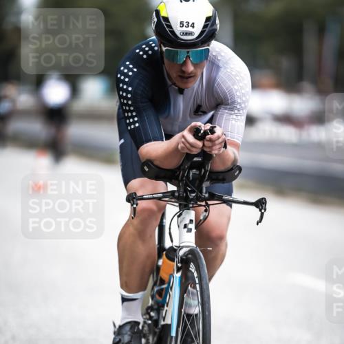 16.08.2026 - KN Förde Triathlon 2026 H.Heesch http://msf.ph/oto/9981603 16.08.2026 12:48:57 Radfahren 509, 534 meine-sportfotos.de