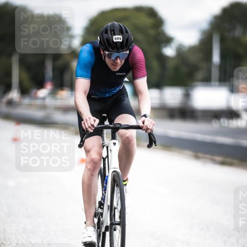 16.08.2026 - KN Förde Triathlon 2026 H.Heesch http://msf.ph/oto/9981615 16.08.2026 12:49:02 Radfahren 509 meine-sportfotos.de