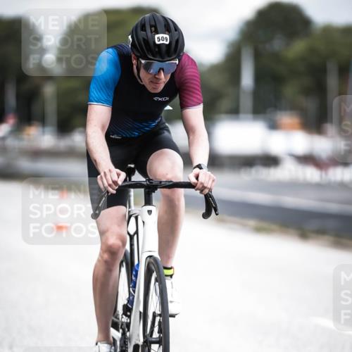 16.08.2026 - KN Förde Triathlon 2026 H.Heesch http://msf.ph/oto/9981618 16.08.2026 12:49:02 Radfahren 509 meine-sportfotos.de
