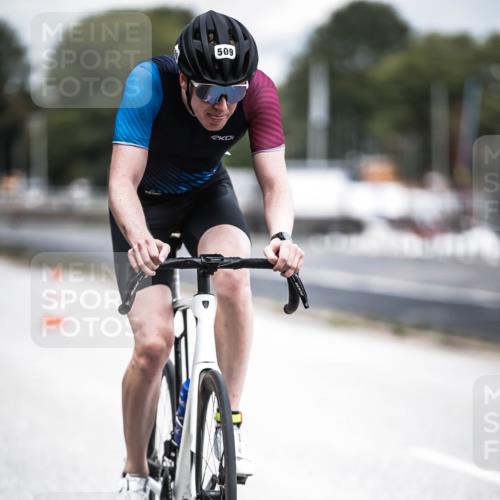 16.08.2026 - KN Förde Triathlon 2026 H.Heesch http://msf.ph/oto/9981619 16.08.2026 12:49:02 Radfahren 509 meine-sportfotos.de