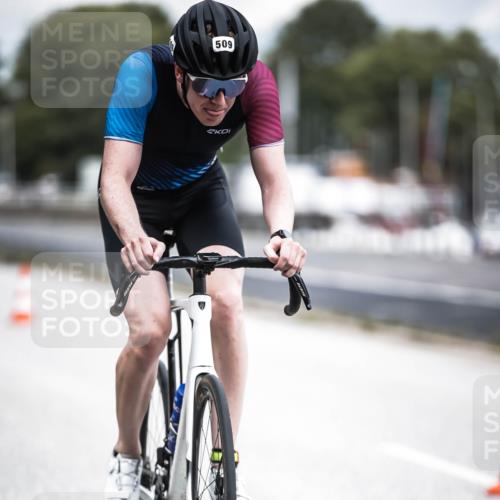 16.08.2026 - KN Förde Triathlon 2026 H.Heesch http://msf.ph/oto/9981620 16.08.2026 12:49:02 Radfahren 509 meine-sportfotos.de