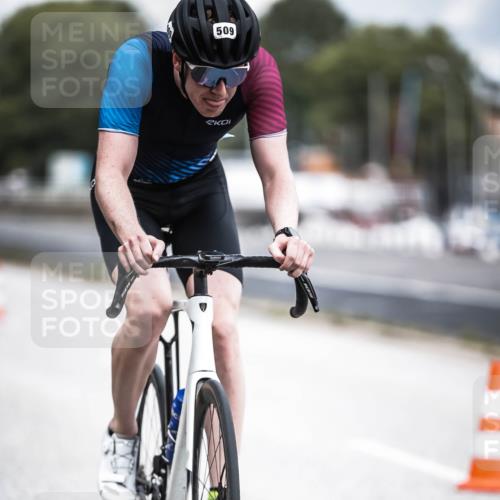 16.08.2026 - KN Förde Triathlon 2026 H.Heesch http://msf.ph/oto/9981621 16.08.2026 12:49:02 Radfahren 509 meine-sportfotos.de