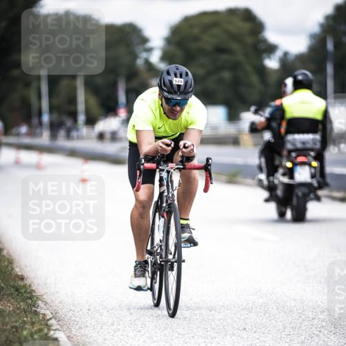 16.08.2026 - KN Förde Triathlon 2026 H.Heesch http://msf.ph/oto/9981636 16.08.2026 12:49:30 Radfahren 501, 528, 531, 542 meine-sportfotos.de