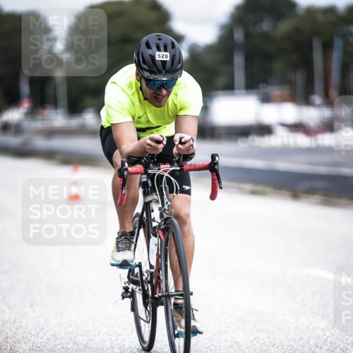 16.08.2026 - KN Förde Triathlon 2026 H.Heesch http://msf.ph/oto/9981643 16.08.2026 12:49:30 Radfahren 501, 528, 531, 542 meine-sportfotos.de