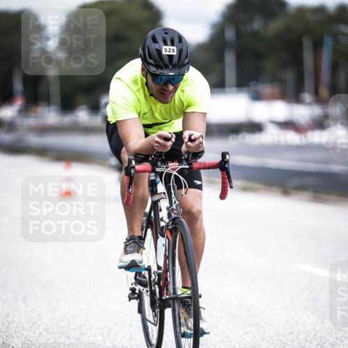 16.08.2026 - KN Förde Triathlon 2026 H.Heesch http://msf.ph/oto/9981644 16.08.2026 12:49:30 Radfahren 501, 528, 531, 542 meine-sportfotos.de