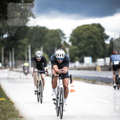 16.08.2026 - KN Förde Triathlon 2026 H.Heesch http://msf.ph/oto/9981655 16.08.2026 12:49:36 Radfahren 501, 540, 542, 543, 551 meine-sportfotos.de
