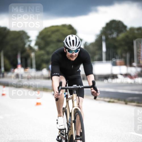 16.08.2026 - KN Förde Triathlon 2026 H.Heesch http://msf.ph/oto/9981675 16.08.2026 12:49:37 Radfahren 501, 540, 542, 543, 551 meine-sportfotos.de