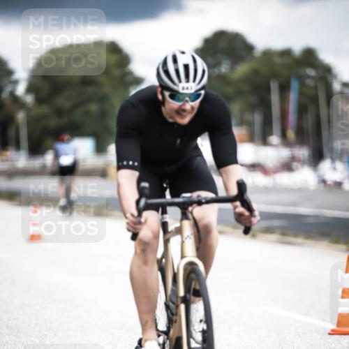 16.08.2026 - KN Förde Triathlon 2026 H.Heesch http://msf.ph/oto/9981679 16.08.2026 12:49:37 Radfahren 501, 540, 542, 543, 551 meine-sportfotos.de
