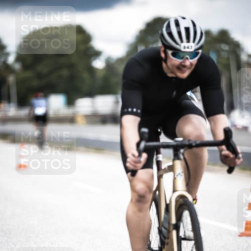 16.08.2026 - KN Förde Triathlon 2026 H.Heesch http://msf.ph/oto/9981682 16.08.2026 12:49:37 Radfahren 501, 540, 542, 543, 551 meine-sportfotos.de