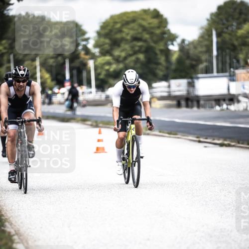 16.08.2026 - KN Förde Triathlon 2026 H.Heesch http://msf.ph/oto/9981698 16.08.2026 12:49:59 Radfahren 362, 507, 510, 519, 521, 527 meine-sportfotos.de