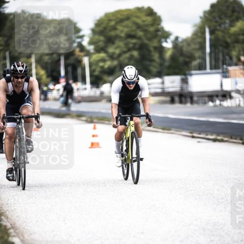 16.08.2026 - KN Förde Triathlon 2026 H.Heesch http://msf.ph/oto/9981699 16.08.2026 12:49:59 Radfahren 362, 507, 510, 519, 521, 527 meine-sportfotos.de