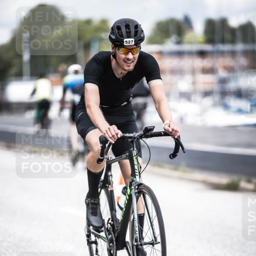 16.08.2026 - KN Förde Triathlon 2026 H.Heesch http://msf.ph/oto/9981720 16.08.2026 12:50:01 Radfahren 362, 507, 510, 519, 521, 527 meine-sportfotos.de