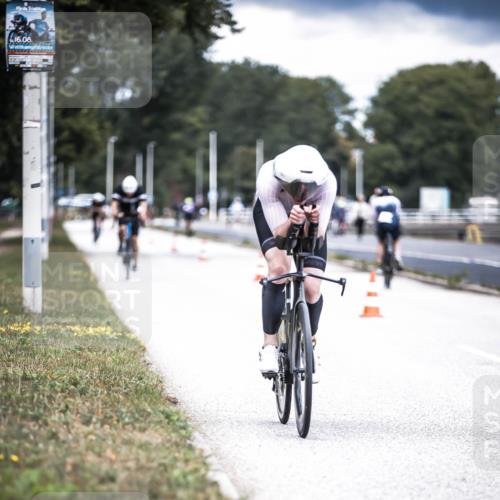 16.08.2026 - KN Förde Triathlon 2026 H.Heesch http://msf.ph/oto/9981745 16.08.2026 12:50:34 Radfahren 511, 538, 590 meine-sportfotos.de