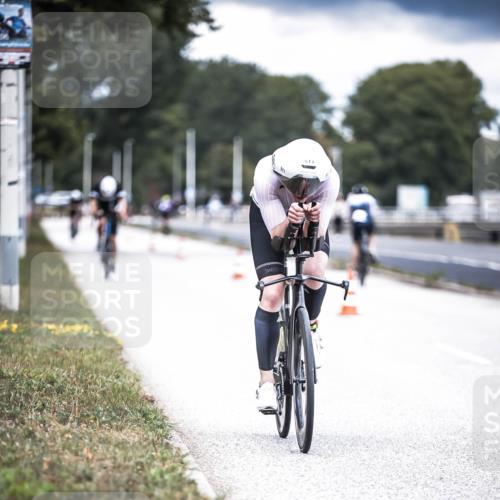 16.08.2026 - KN Förde Triathlon 2026 H.Heesch http://msf.ph/oto/9981747 16.08.2026 12:50:34 Radfahren 511, 538, 590 meine-sportfotos.de