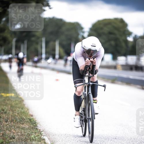 16.08.2026 - KN Förde Triathlon 2026 H.Heesch http://msf.ph/oto/9981751 16.08.2026 12:50:35 Radfahren 511, 590 meine-sportfotos.de