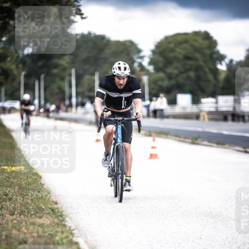 16.08.2026 - KN Förde Triathlon 2026 H.Heesch http://msf.ph/oto/9981767 16.08.2026 12:50:38 Radfahren 511, 530, 590 meine-sportfotos.de