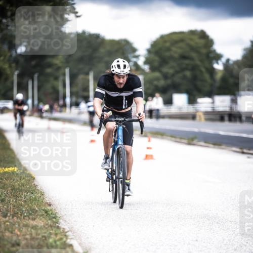 16.08.2026 - KN Förde Triathlon 2026 H.Heesch http://msf.ph/oto/9981769 16.08.2026 12:50:38 Radfahren 511, 530, 590 meine-sportfotos.de