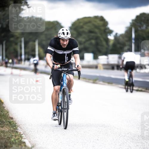 16.08.2026 - KN Förde Triathlon 2026 H.Heesch http://msf.ph/oto/9981774 16.08.2026 12:50:38 Radfahren 511, 530, 590 meine-sportfotos.de
