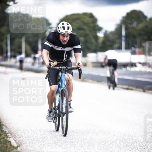 16.08.2026 - KN Förde Triathlon 2026 H.Heesch http://msf.ph/oto/9981778 16.08.2026 12:50:38 Radfahren 511, 530, 590 meine-sportfotos.de