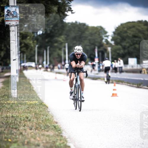 16.08.2026 - KN Förde Triathlon 2026 H.Heesch http://msf.ph/oto/9981782 16.08.2026 12:50:41 Radfahren 530, 590, 710 meine-sportfotos.de