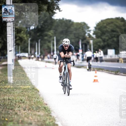 16.08.2026 - KN Förde Triathlon 2026 H.Heesch http://msf.ph/oto/9981783 16.08.2026 12:50:41 Radfahren 530, 590, 710 meine-sportfotos.de
