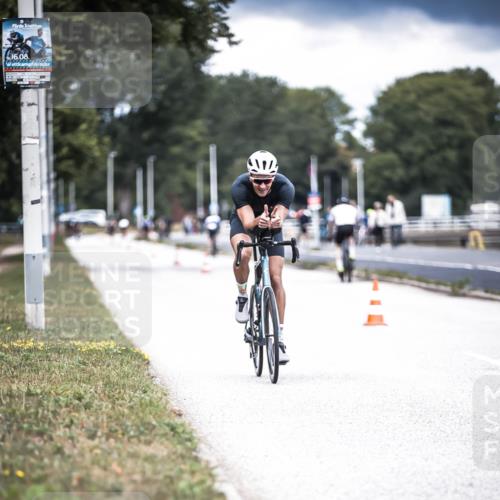 16.08.2026 - KN Förde Triathlon 2026 H.Heesch http://msf.ph/oto/9981784 16.08.2026 12:50:41 Radfahren 530, 590, 710 meine-sportfotos.de