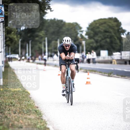 16.08.2026 - KN Förde Triathlon 2026 H.Heesch http://msf.ph/oto/9981789 16.08.2026 12:50:42 Radfahren 530, 590, 710 meine-sportfotos.de